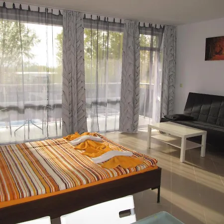 And In Cote D'azure Apartman Napospart
