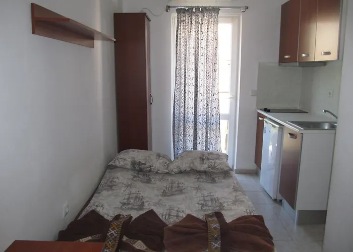 And In Cote D'azure * סאני ביץ'