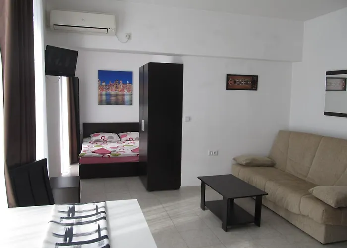 And In Cote D'azure דירה סאני ביץ'