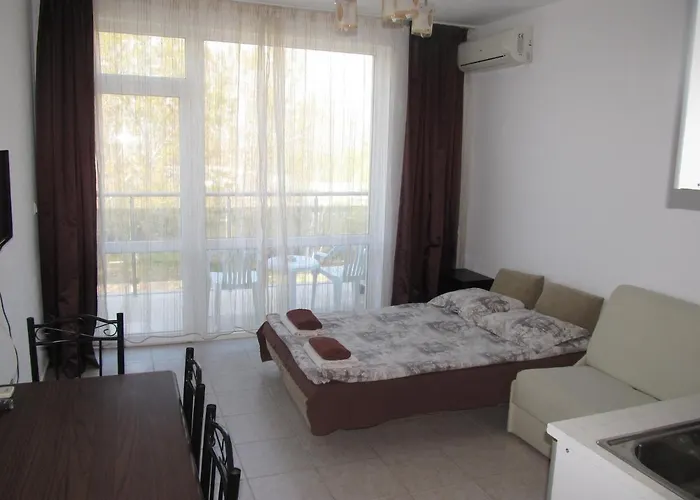 And In Cote D'azure Апартаменты *