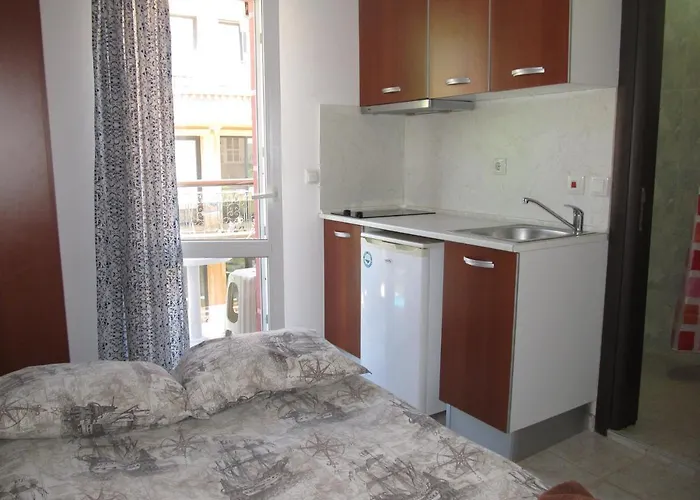 And In Cote D'azure Daire