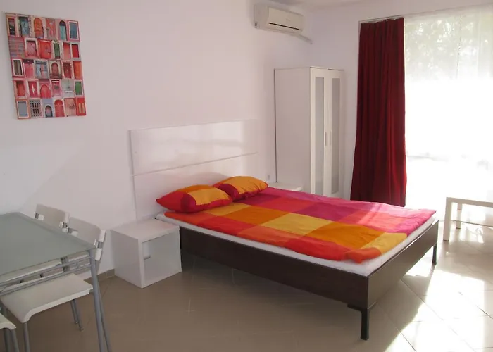 And In Cote D'azure Апартаменты *