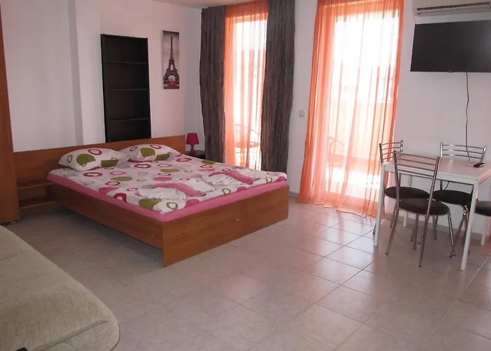 Daire And In Cote D'azure *