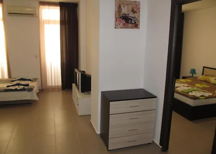 And In Cote D'azure Апартаменты *