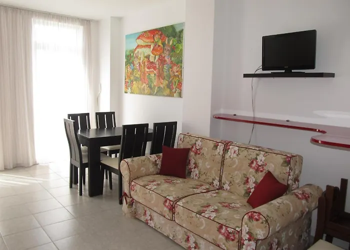 And In Cote D'azure Апартаменты