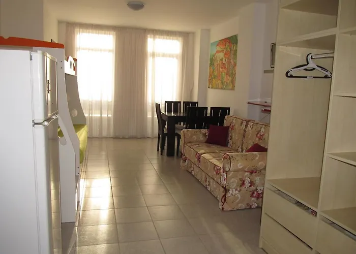 And In Cote D'azure Апартаменты