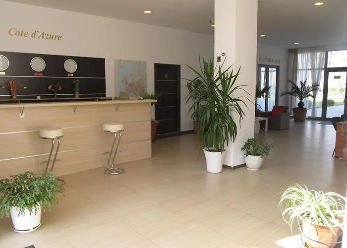 And In Cote D'azure Апартаменты Солнечный берег