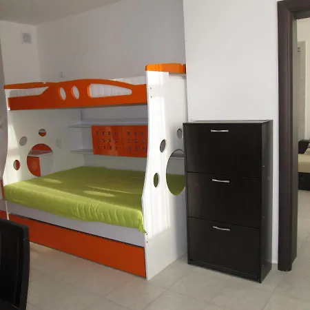 And In Cote D'azure Apartament